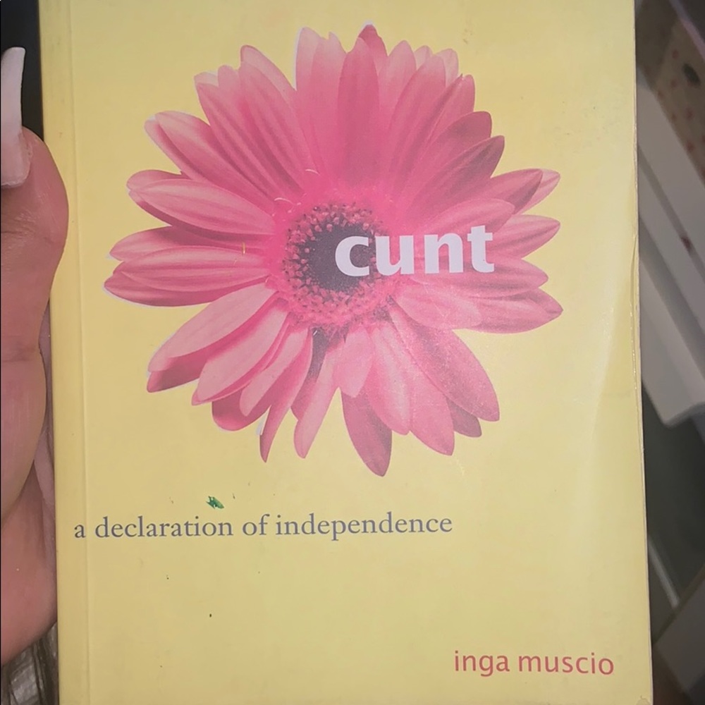 Book Bundle - Picture 2 of 5